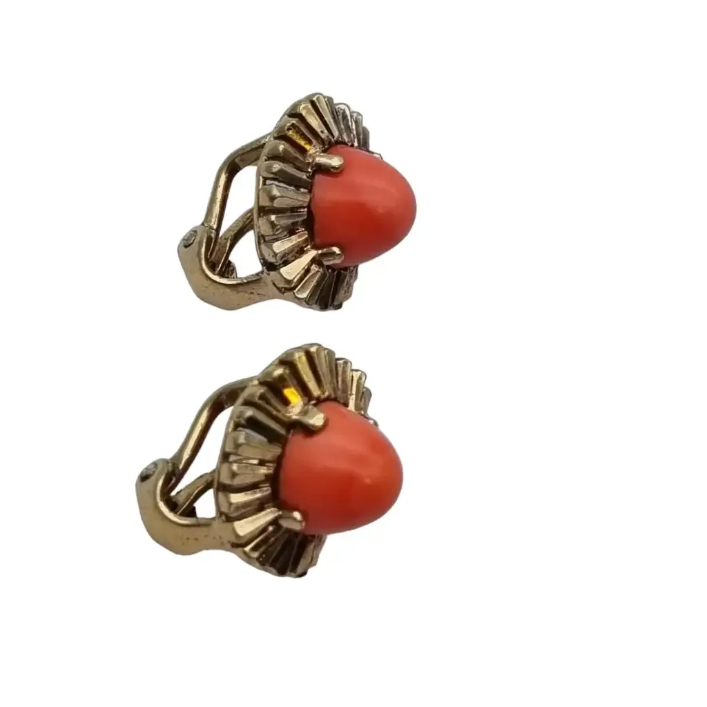 Red coral and golden silver earrings for women, original from the 70s.